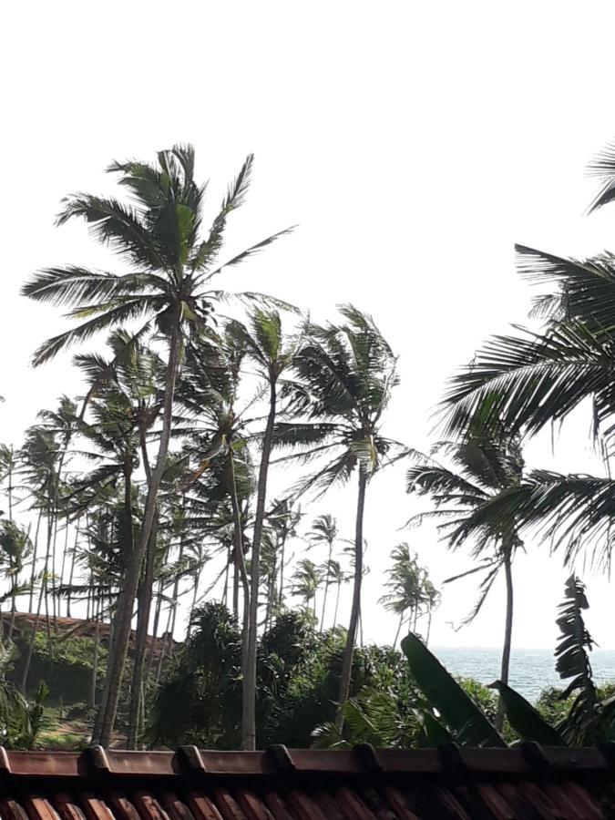Отель Coconut Reach Мирисса Экстерьер фото